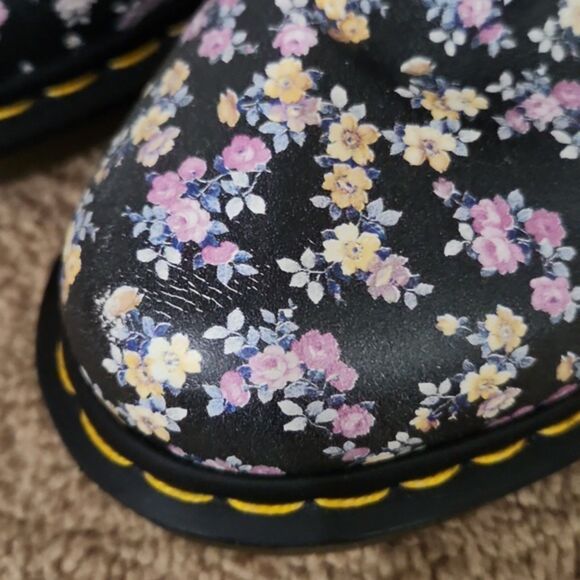 Dr. Martens Women's Clemency Boot, Black Petit Floral, Size 11 - Picture 8 of 10
